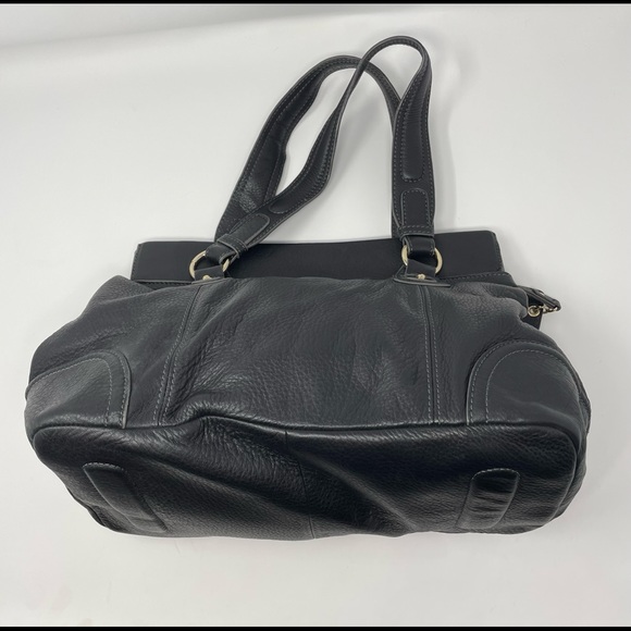 Liz Claiborne Pebbled Leather Satchel🖤 - Picture 7 of 16